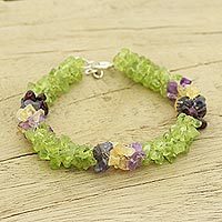 Peridot and amethyst beaded bracelet,
