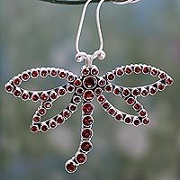 Garnet pendant necklace,