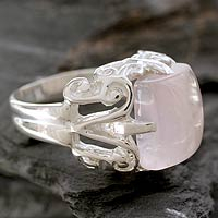 Rose quartz cocktail ring, 'Elegance' - Sterling Silver and Rose Quartz Cocktail Ring