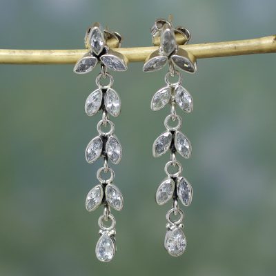 Quartz floral earrings, White Daffodils