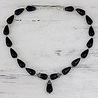 Onyx Y necklace Radiant Black India