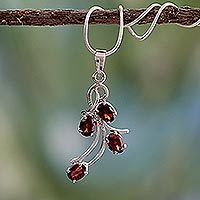 Garnet flower necklace,