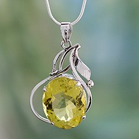 Lemon quartz pendant necklace,