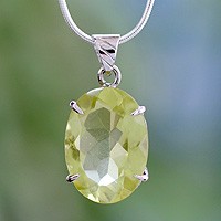 Quartz pendant necklace,