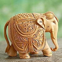 Wood sculpture Majestic Elephant 5 inch India