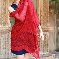 Silk shawl Scarlet Serenade India