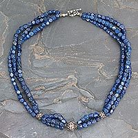 Lapis lazuli beaded necklace,