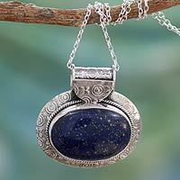 Lapis lazuli pendant necklace,