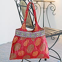 Embellished shoulder bag Crimson Kantio India