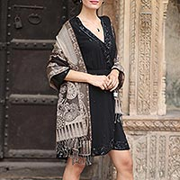 Wool shawl Executive Elegance India