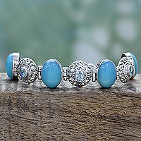 Chalcedony and blue topaz link bracelet,