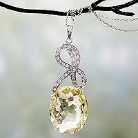 Lemon quartz pendant necklace,