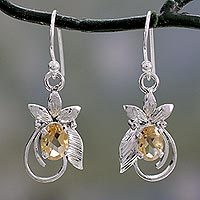 Citrine dangle earrings- ’Golden Buds’ (India) Citrine dangle earrings- ’Golden Buds’ (India)
