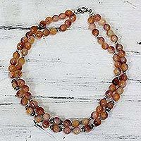 Agate beaded necklace,