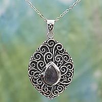 Labradorite pendant necklace,
