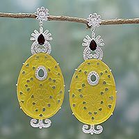 Agate and garnet dangle earrings,
