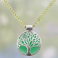 Onyx and peridot beaded pendant necklace,