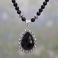 Onyx and cultured pearl pendant necklace,