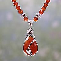 Carnelian and garnet pendant necklace,