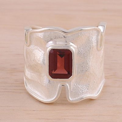Rhodium Plated Wavy Garnet Single Stone Ring from India