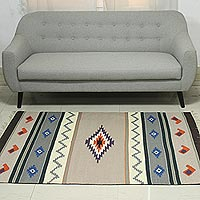 Wool dhurrie rug, 'Grey Songs' (4x6) - 4x6 Handwoven Geometric Wool Area Rug in Grey from India