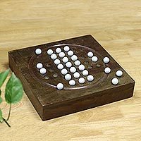 Wood solitaire game,