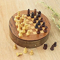 Wood mini chess set,