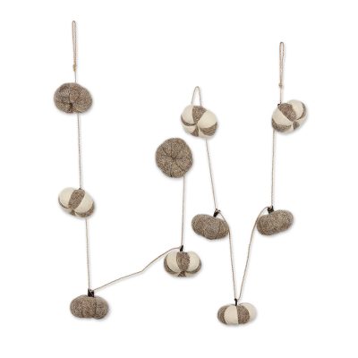 Wool felt ornament garland, 'Sophisticated Pumpkins' - Grey and Ivory Wool Felt Pumpkin Ornament Garland from India