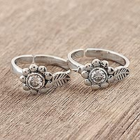 Sterling silver toe rings, 'Delightful Blooms' - Flower-Shaped Sterling Silver Toe Rings from India
