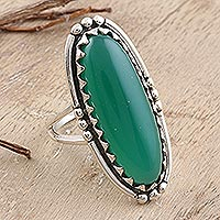 Onyx cocktail ring, 'Crowned in Glory in Green' - Oval Cabochon of Green Onyx Cocktail Ring