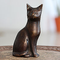 Copper-plated statuette, 'Royal Friend' - Hand Crafted Copper-Plated Brass Cat Statuette