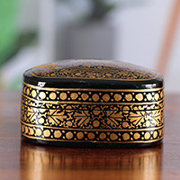 Papier mache and wood decorative box, 'Loving Vine' - Heart-Shaped Leaf-Themed Papier Mache Wood Decorative Box