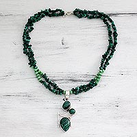 Malachite pendant necklace Drama in Green India