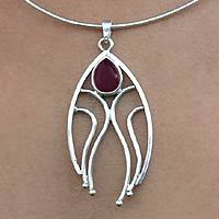 Garnet pendant necklace,