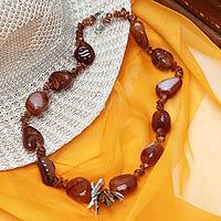 Agate beaded necklace,