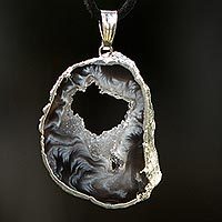 Agate long pendant necklace,