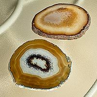 Agate trays,