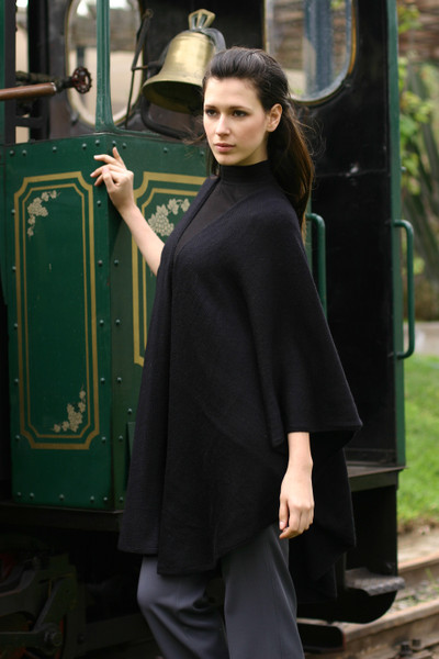 Alpaca blend wrap, Bold Black