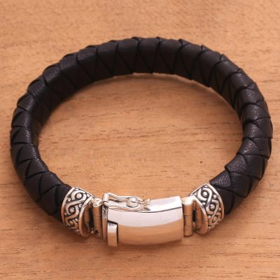Mens leather braided wristband bracelet, Jagaraga Swirl