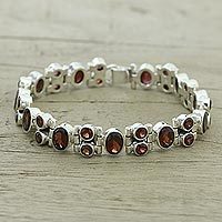 Garnet link bracelet,