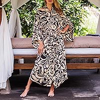 Rayon robe,