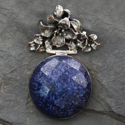 Lapis lazuli pendant, Midnight Lily