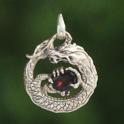 Garnet pendant, Dragons Gem