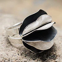 Sterling silver cocktail ring, 'Dark Petals' - Andean Sterling Silver Artisan Crafted Cocktail Ring