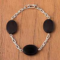 Onyx station bracelet, 'Chic Ovals' - Oval Onyx Station Bracelet Crafted in Peru