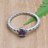 Amethyst solitaire ring, 'Link Up' - Sterling Silver and Amethyst Ring