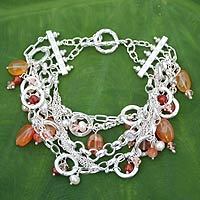 Pearl and carnelian bracelet,