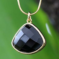 Gold plated onyx pendant necklace,