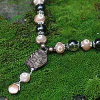 Pearl and DZI Tibet pendant necklace,