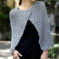 100% alpaca poncho,